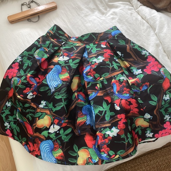 Banjul Skirt Tropical Birds - Picture 8 of 8